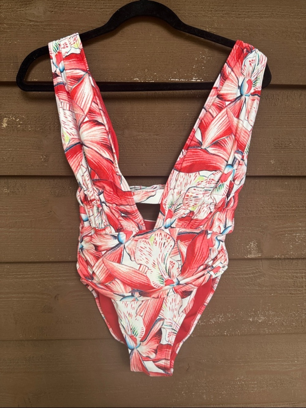 Carmen Marc Valvo Coral & White Floral One-Piece Swimsuit size 8